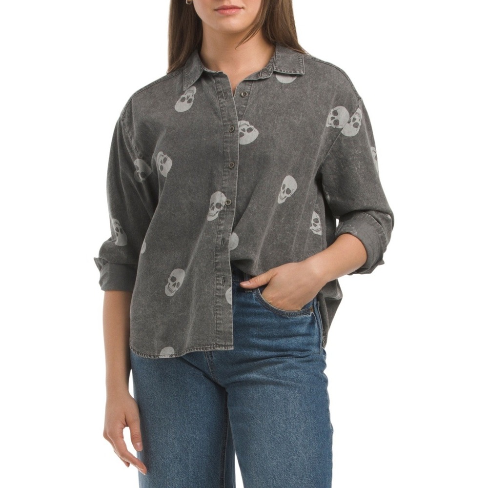 Jane Delancy L BOO Skull‎ Print Denim Washed Gray Button Up Shirt Women's NWT